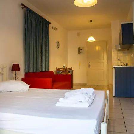 Filoxenia Apartment *