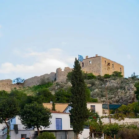 Filoxenia Parálion Ástros