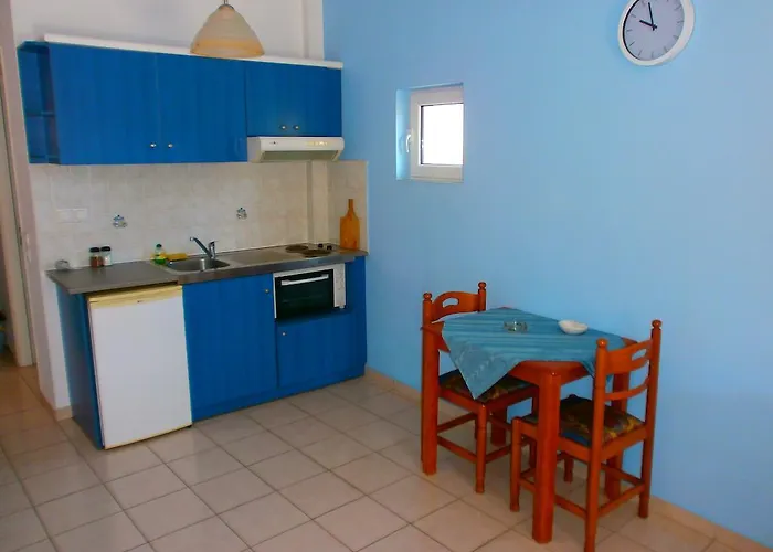 Filoxenia * Parálion Ástros